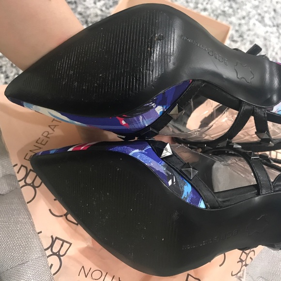 BCBGeneration Blue/Multi/Black Darron Pumps Size 7 - Picture 4 of 8